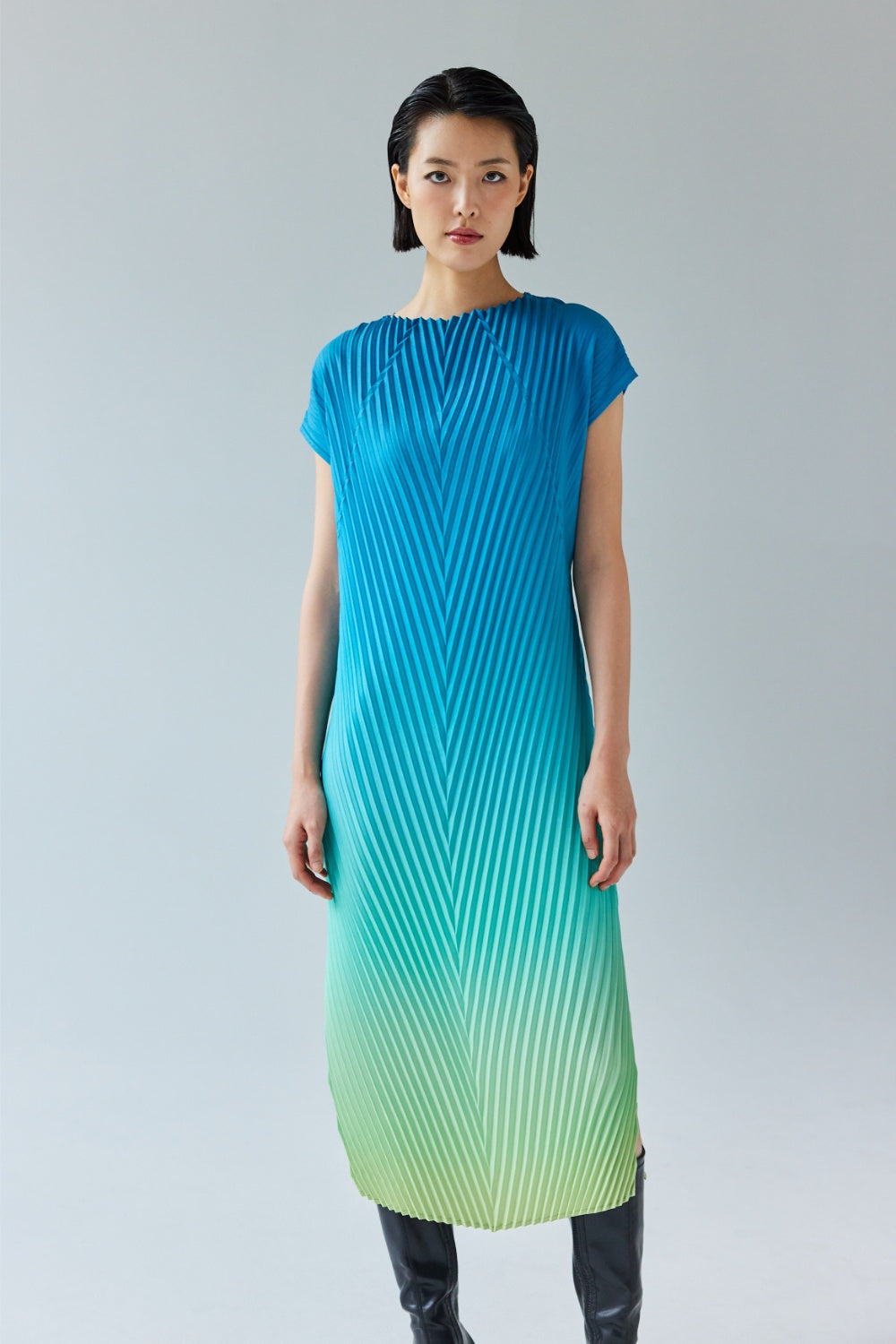 ELLA GRADIENT