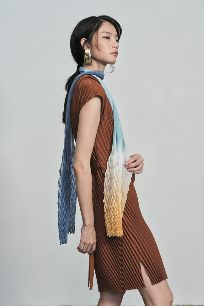 BEA GRADIENT SCARF