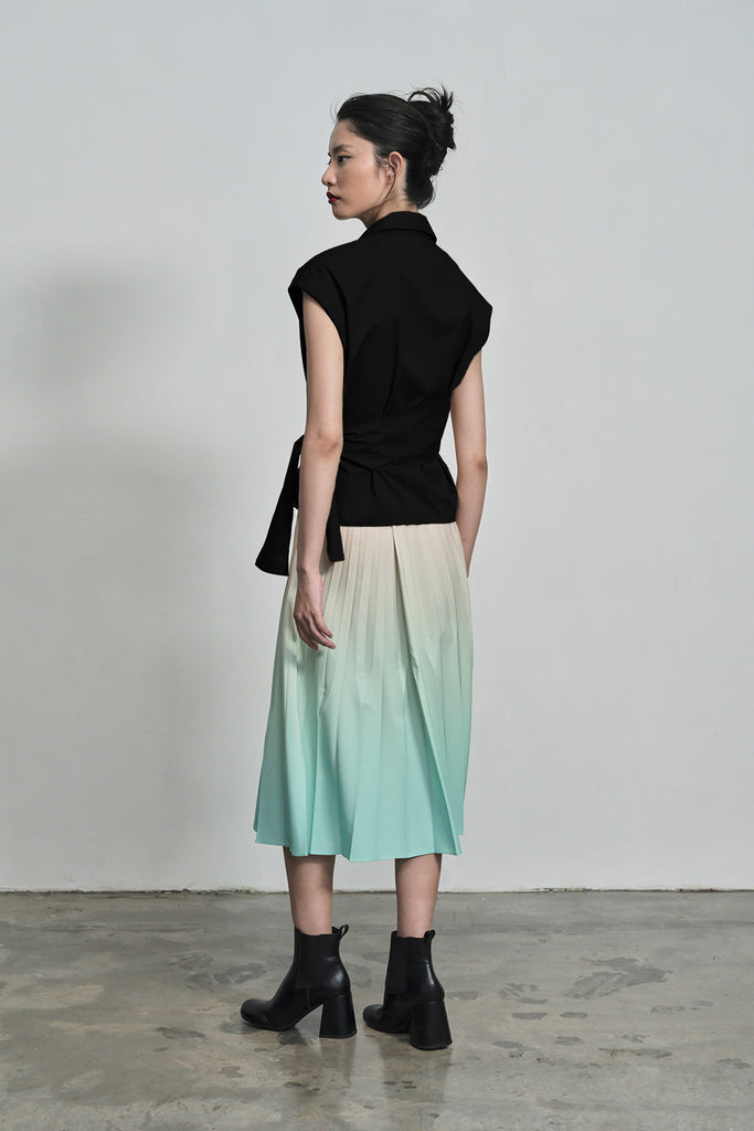 JUNE TOP
