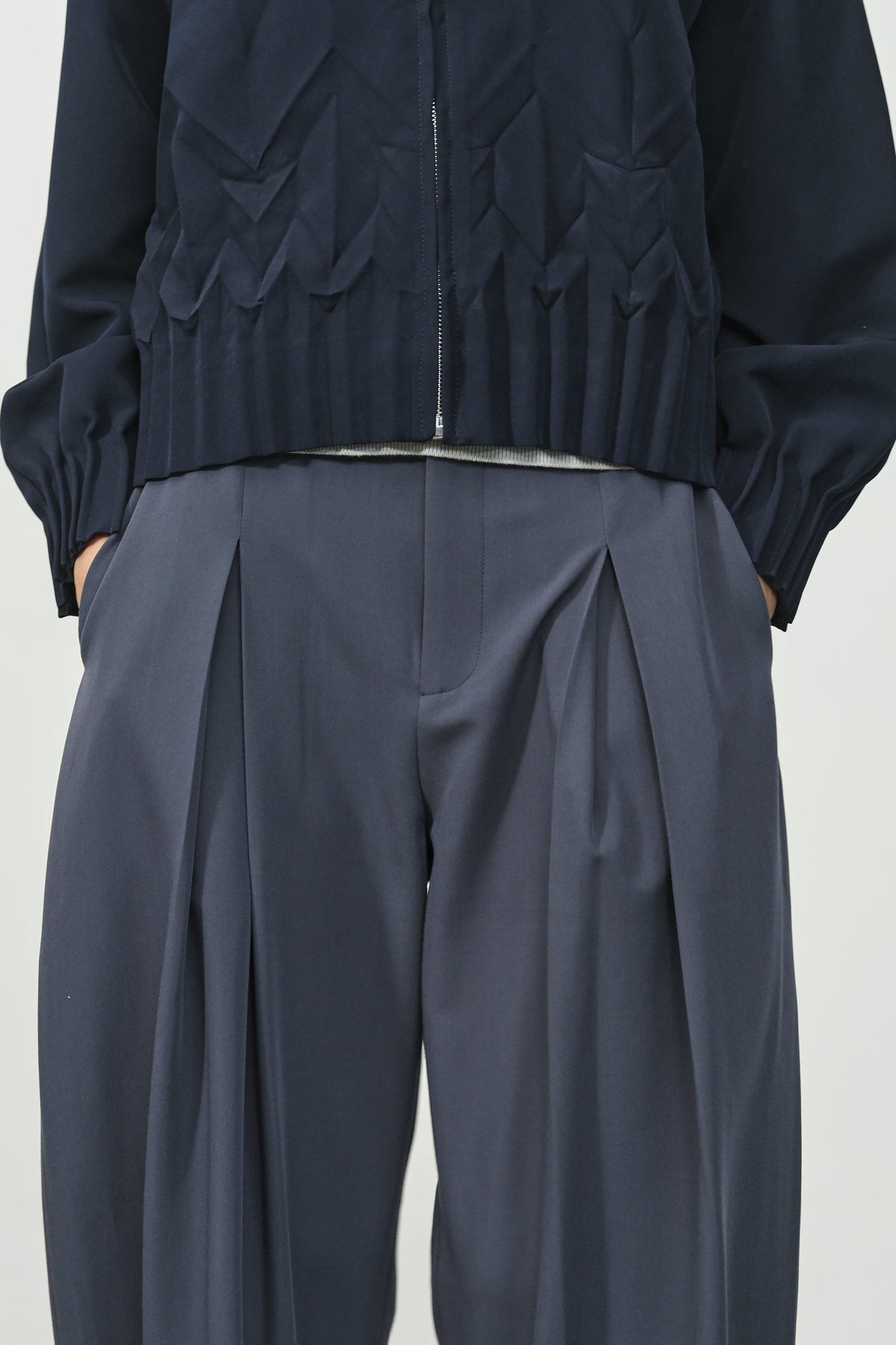 VICTOR JACKET