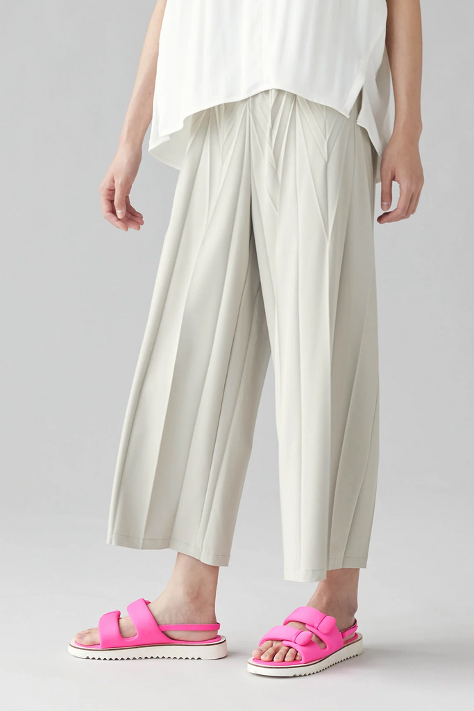 PLEATED WAVE TROUSERS